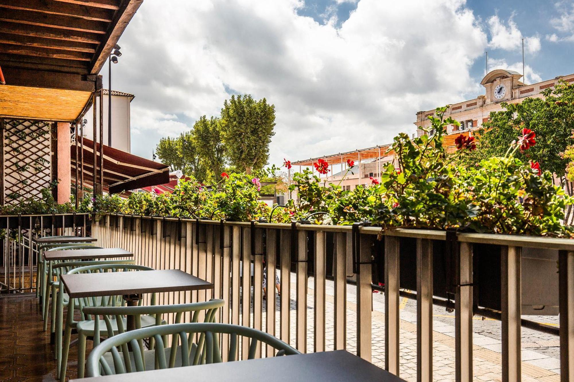 Hostel Pb - Perpignan Gare Exterior photo